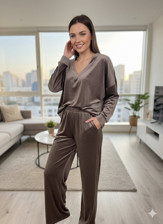 Taupe Βελουτέ Σετ Loungewear V-Neck Wide Leg Oversized | C&M