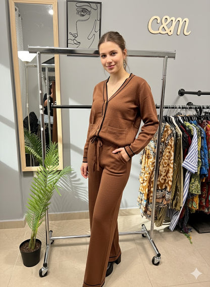 Καφέ Πλεκτό Σετ Ζακέτα & Παντελόνι | C&M