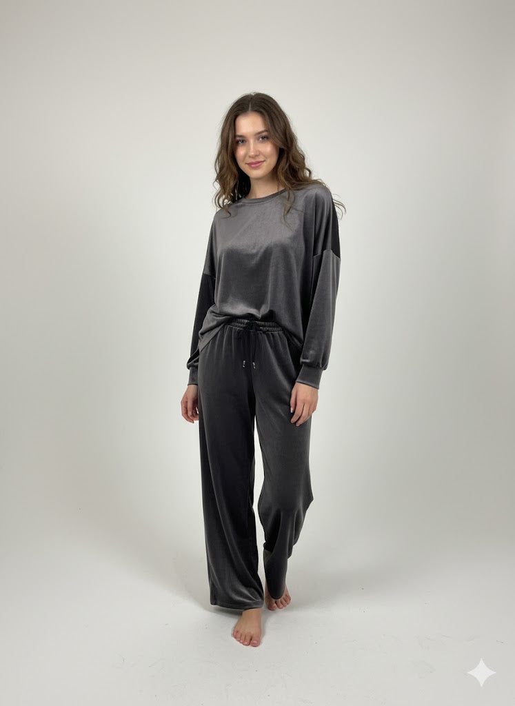 Γκρι Βελούδινο Σετ Φόρμας Oversized Loungewear | C&M