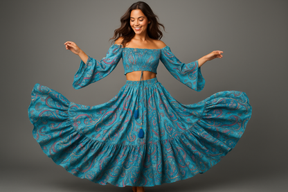 Turquoise Paisley Set Model 5